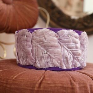 Vintage 60s Pillbox Hat Purple Lavender Velvet Rhinestone Leaves